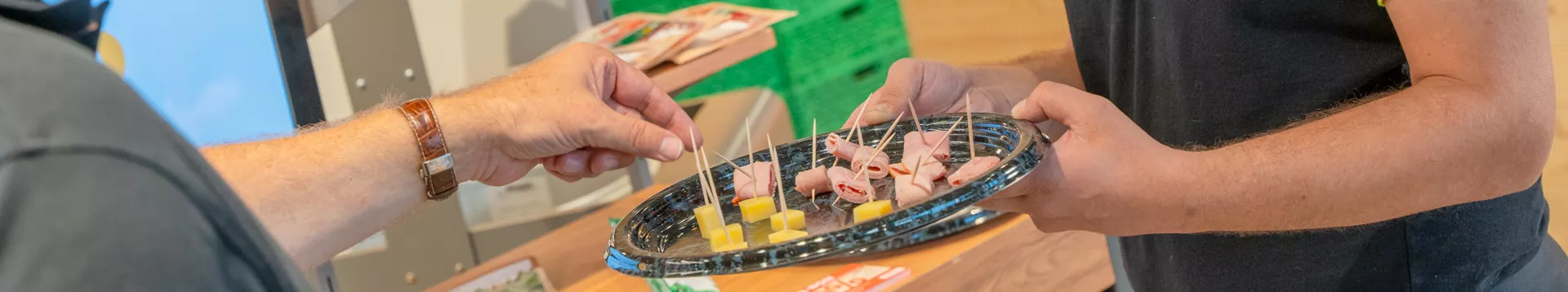 sfm-cosmos-promotion-header-samples2-1920x358.jpg sfm-cosmos-promotion-header-samples2-1920x358.jpg