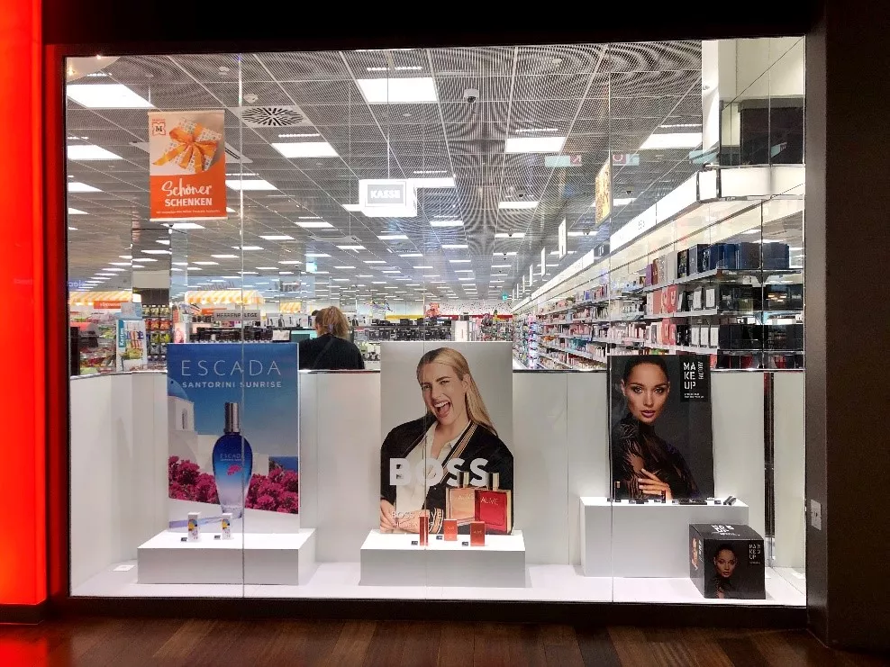 hiring Müller.jpg hiring Müller.jpg